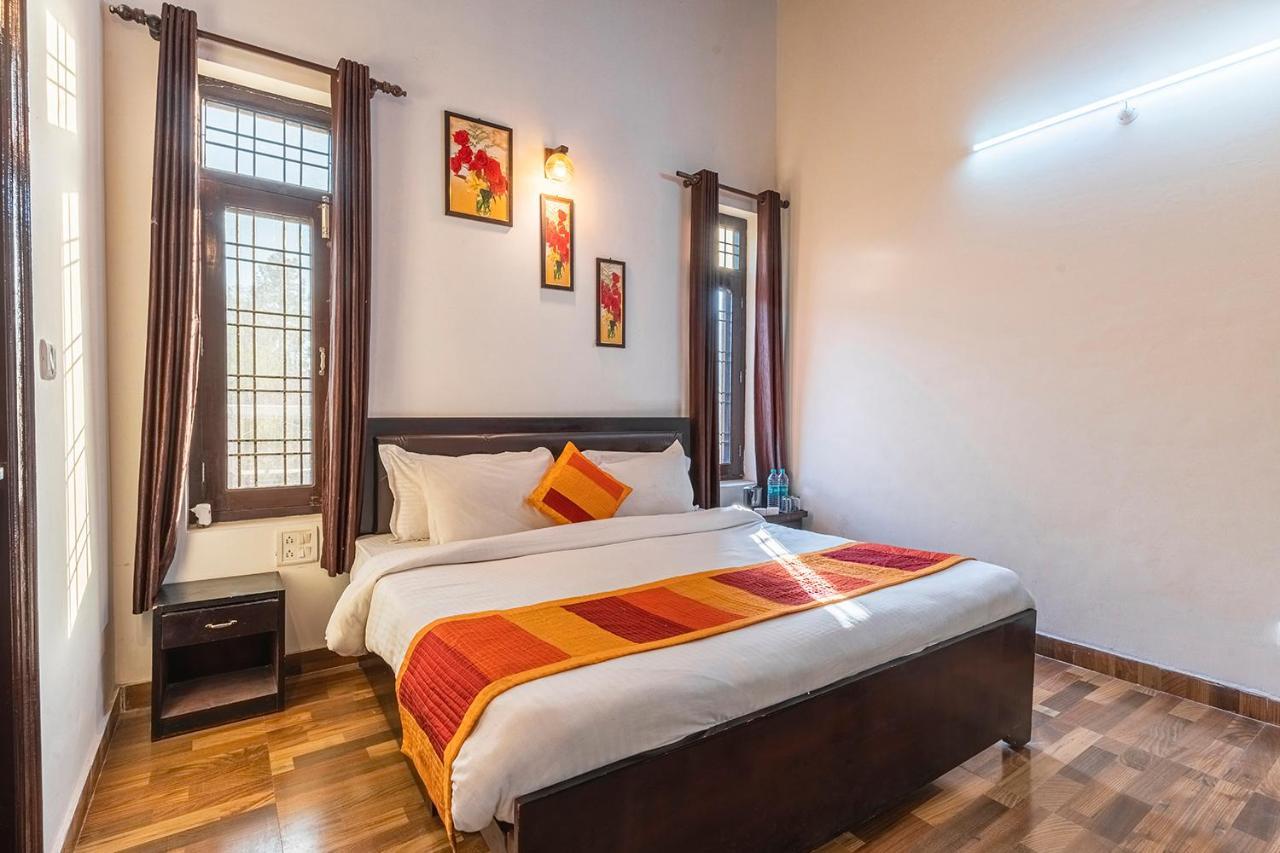 Lake Side Upvan Inn Bhīm Tāl Dış mekan fotoğraf
